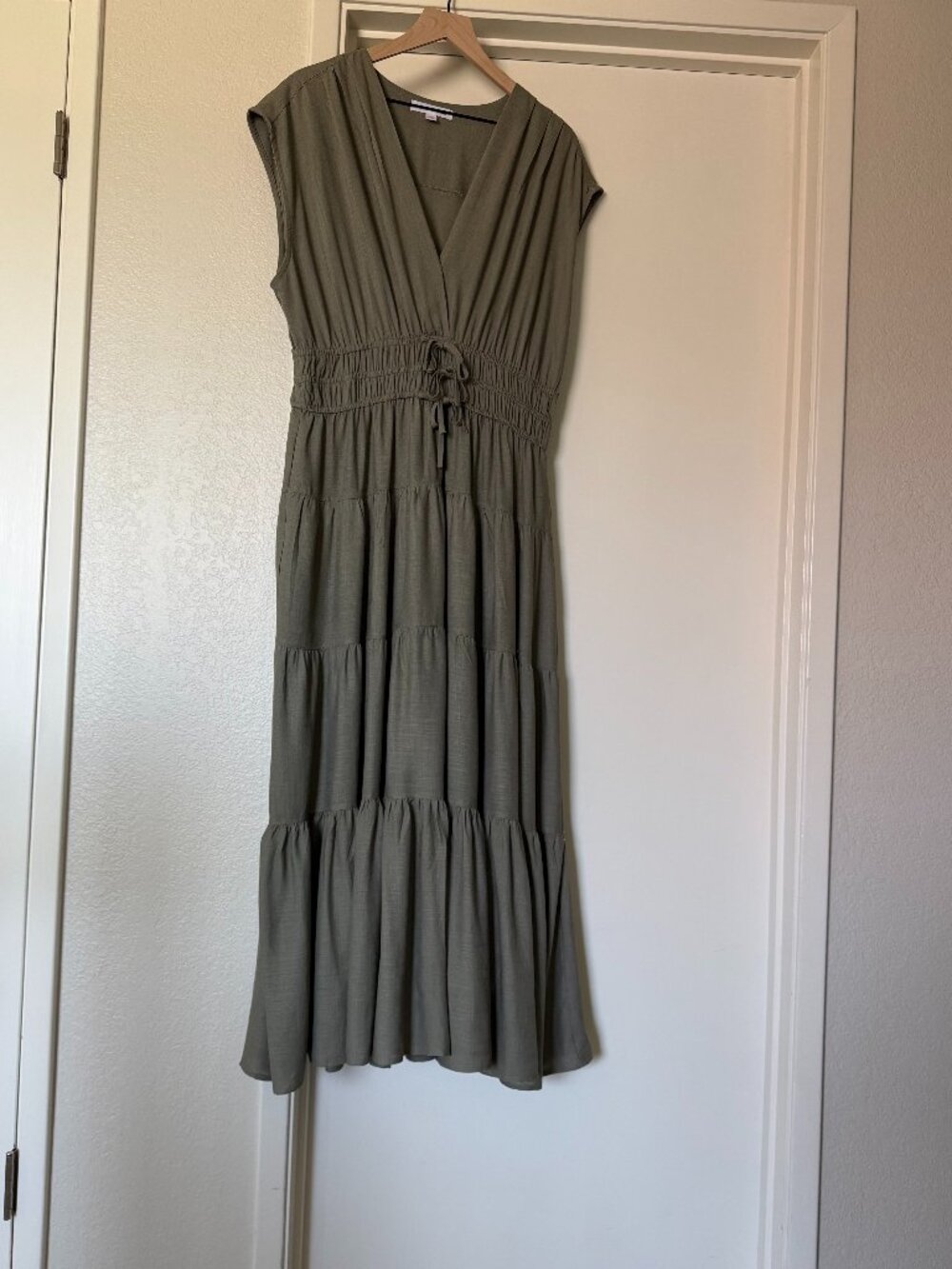 Beautiful XL Olive Green LUCKY Brand linen blend maxi dress